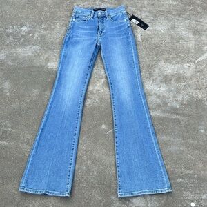 Veronica Beard Beverly High Rise Skinny Flare Jeans in Iceberg